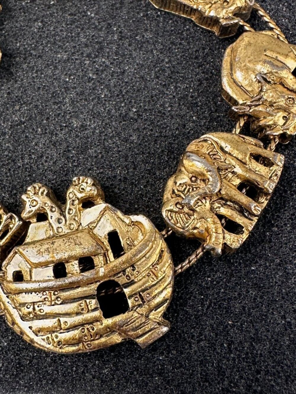 Vintage Noah Arks Bracelet Gold Tone Sliding Charms Bergdorf Goodman 7.25" - Picture 4 of 13